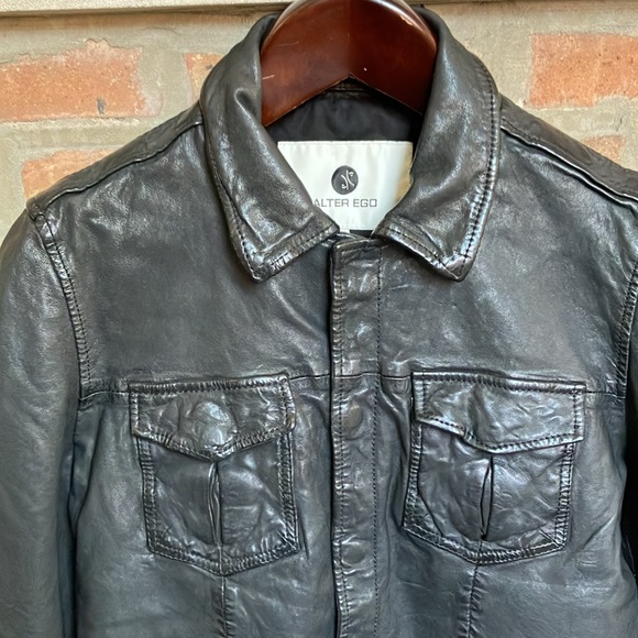 ALTER EGO - Picture 5 of 17